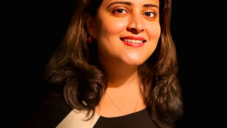 Dr. Sonia Hemnani Taskande